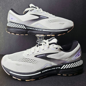 Brooks Women 9.5 Comfy footwear